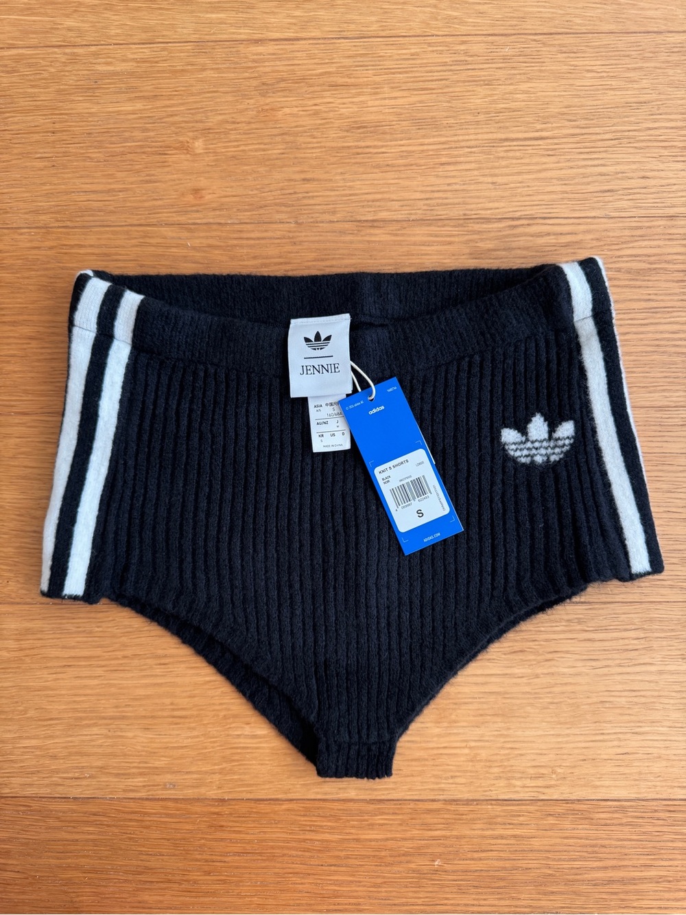 Adidas Originals x Jennie Knitted Shorts Size Small